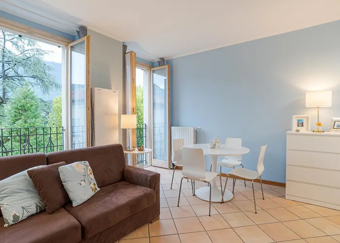 Guesthost - With Ac, Balcony & Parking! Διαμέρισμα Ossuccio