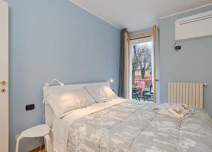 Apartamento Guesthost - With Ac, Balcony & Parking! Ossuccio